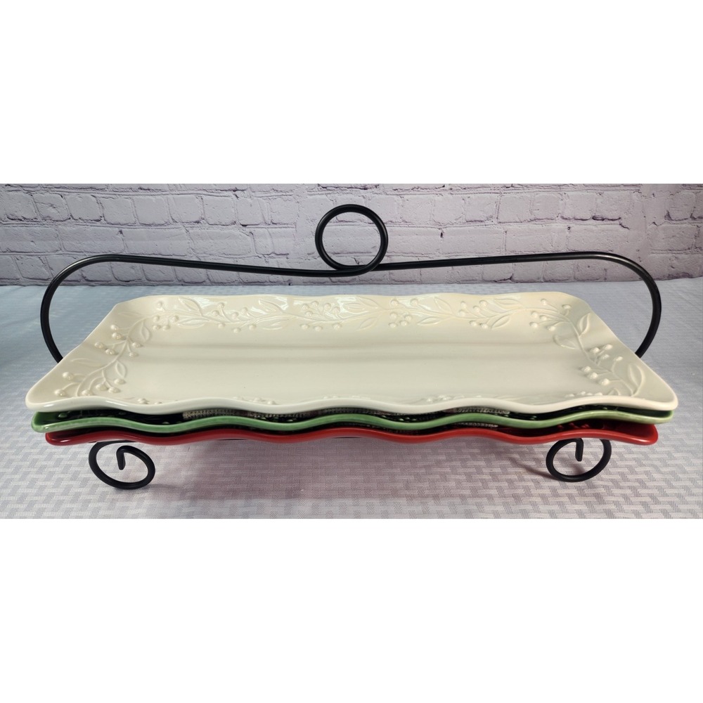 Real Home Christmas Stoneware Lg Serving Platters Set Of Red Green Cream + Stand